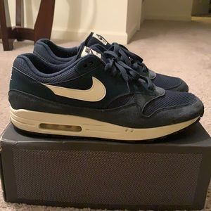 Men’s NIKE air max